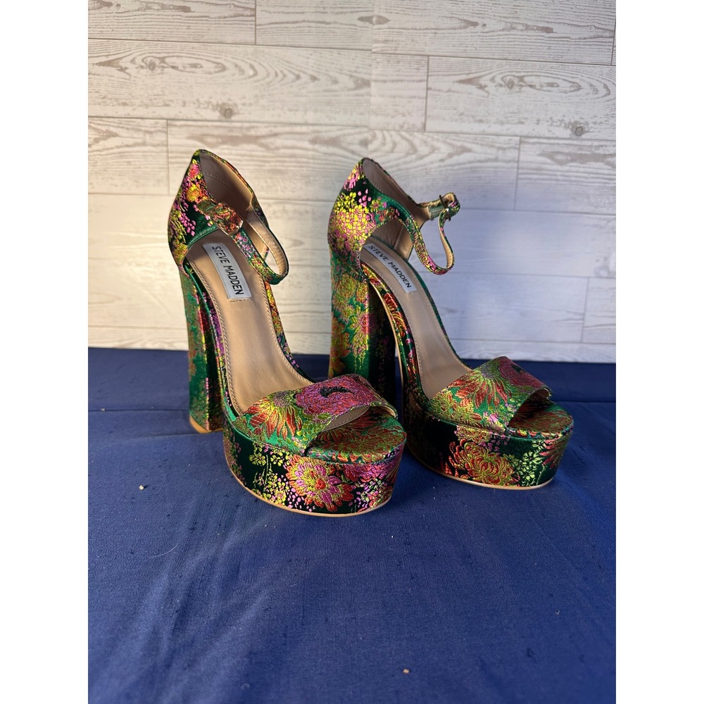 Steve Madden Platform Sandals Womens 7 Green Floral Brocade Excellent Block Heel